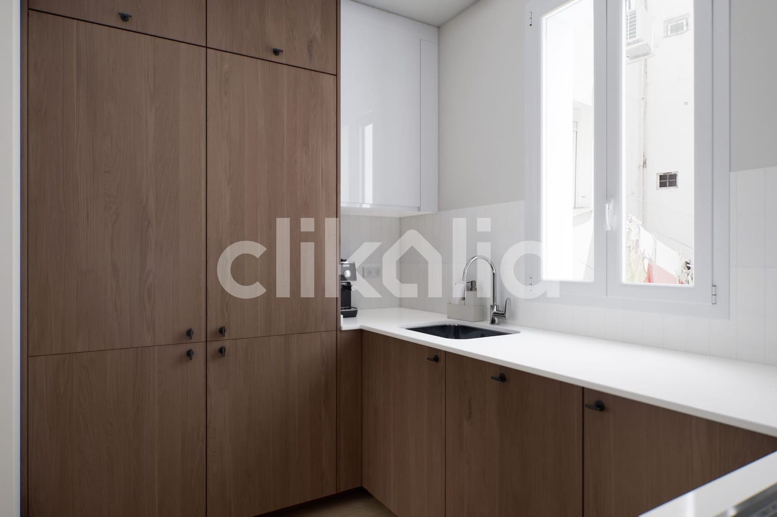 2 soveværelse Lejlighed til salg i Madrid by - € 740.000 (Ref: 9148013)