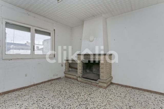 4 soveværelse Villa til salg i Santa Margarida de Montbui med garage - € 260.000 (Ref: 9158646)