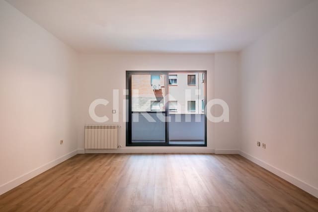 2 soveværelse Lejlighed til leje i Fuenlabrada - € 1.000 (Ref: 9162501)