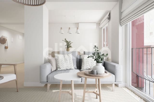 3 bedroom Flat for sale in Pueblo Nuevo, Madrid city - € 360,000 (Ref: 9190563)