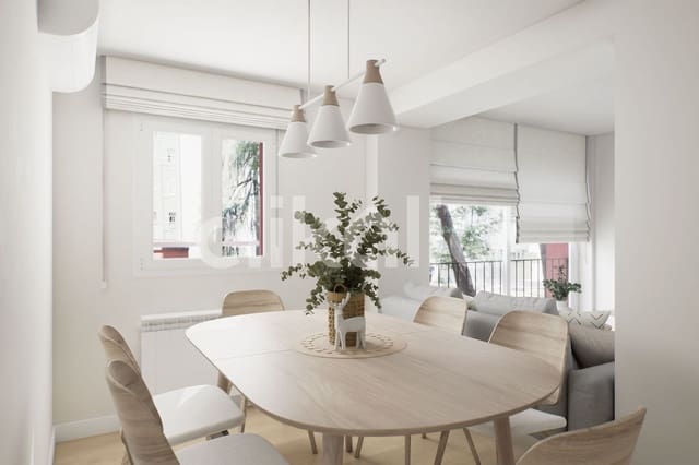 3 bedroom Flat for sale in Pueblo Nuevo, Madrid city - € 360,000 (Ref: 9190563)