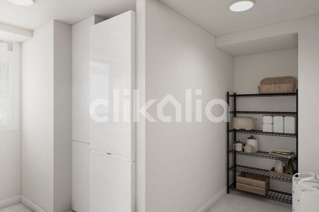 3 bedroom Flat for sale in Pueblo Nuevo, Madrid city - € 360,000 (Ref: 9190563)