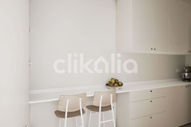 3 bedroom Flat for sale in Castillejos, Madrid city - € 720,000 (Ref: 9257928)