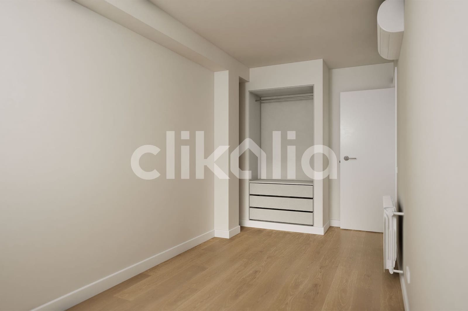 3 slaapkamer Flat te koop in Madrid stad - € 475.000 (Ref: 9261928)