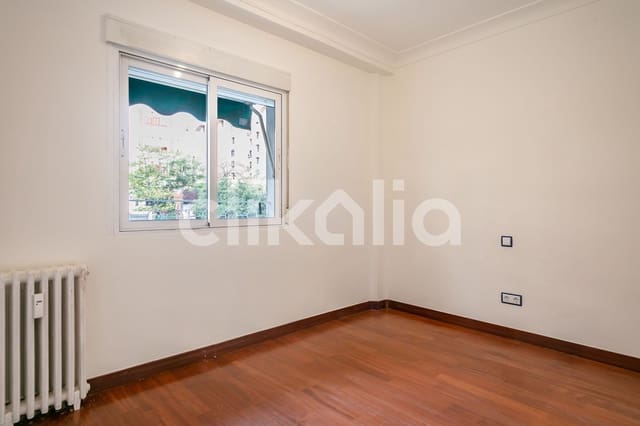 3 bedroom Flat for sale in Ciudad Jardín, Madrid city - € 600,000 (Ref: 9307271)