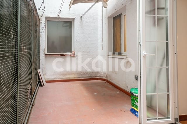 3 bedroom Flat for sale in Ciudad Jardín, Madrid city - € 600,000 (Ref: 9307271)