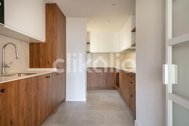 3 bedroom Flat for sale in Arapiles, Madrid city - € 900,000 (Ref: 9326984)