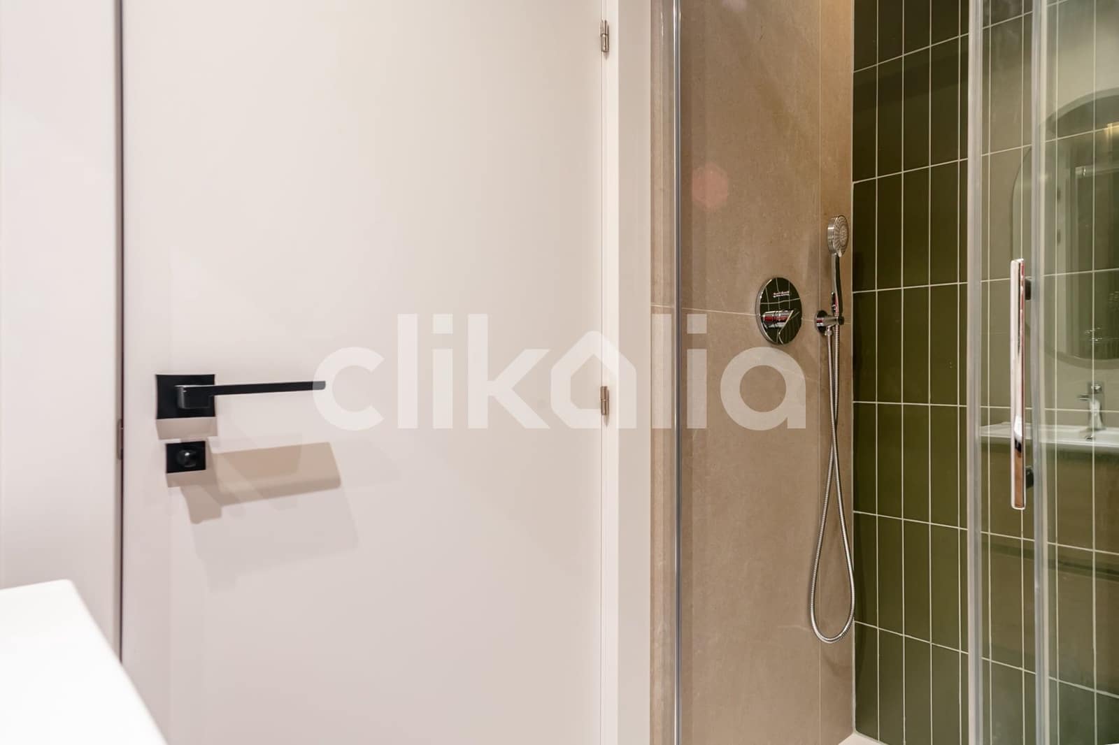 3 soveværelse Lejlighed til salg i Madrid by - € 900.000 (Ref: 9326984)