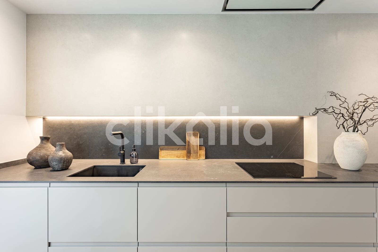 Piso de 3 habitaciones en Barcelona ciudad en venta con piscina - 720.000 € (Ref: 9326990)