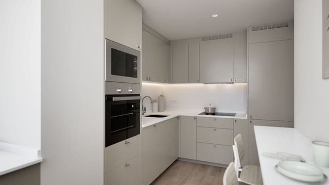 Piso de 3 habitaciones en Madrid ciudad en venta - 615.000 € (Ref: 9362931)