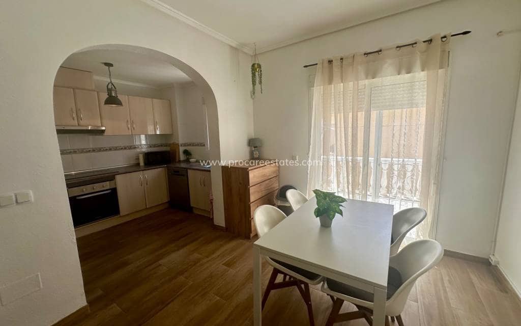 2 slaapkamer Huis te koop in Dona Pepa met zwembad - € 219.500 (Ref: 10051985)