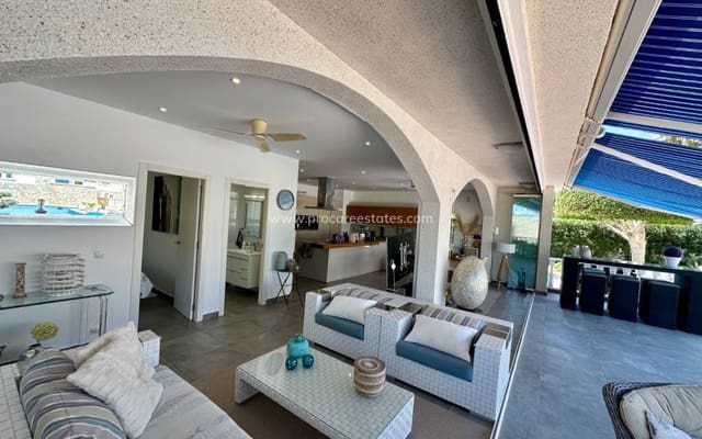 6 quarto Moradia para venda em Ciudad Quesada, Rojales com piscina garagem - 845 000 € (Ref: 10052068)