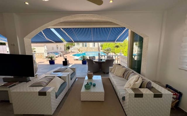 6 quarto Moradia para venda em Ciudad Quesada, Rojales com piscina garagem - 845 000 € (Ref: 10052068)