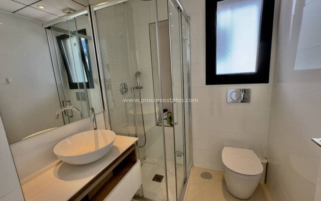 3 makuuhuone Huvila myytävänä paikassa Ciudad Quesada mukana uima-altaan - 465 000 € (Ref: 8285882)