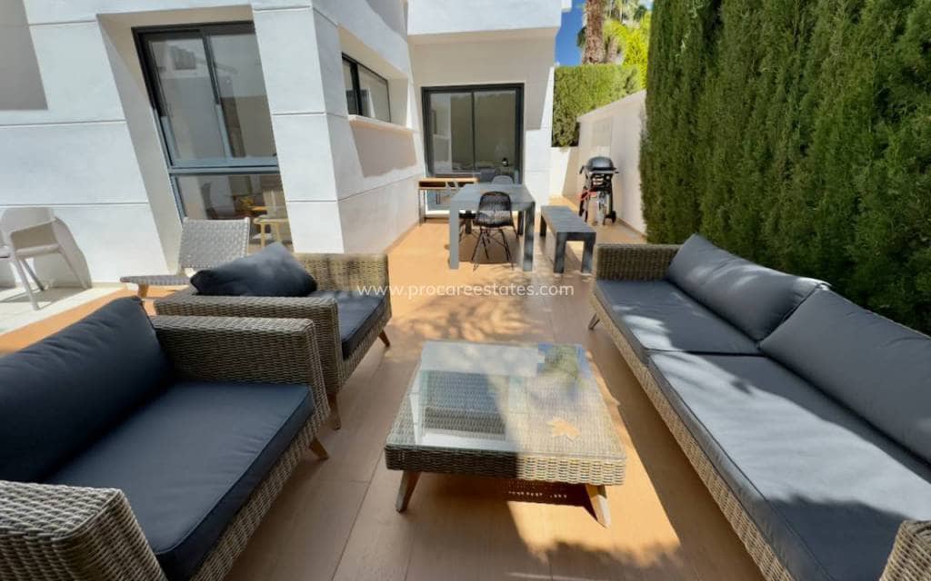 3 makuuhuone Huvila myytävänä paikassa Ciudad Quesada mukana uima-altaan - 465 000 € (Ref: 8285882)