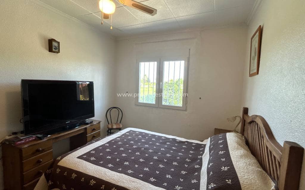 4 soveværelse Finca/Landehus til salg i Heredades med swimmingpool - € 299.950 (Ref: 8371657)