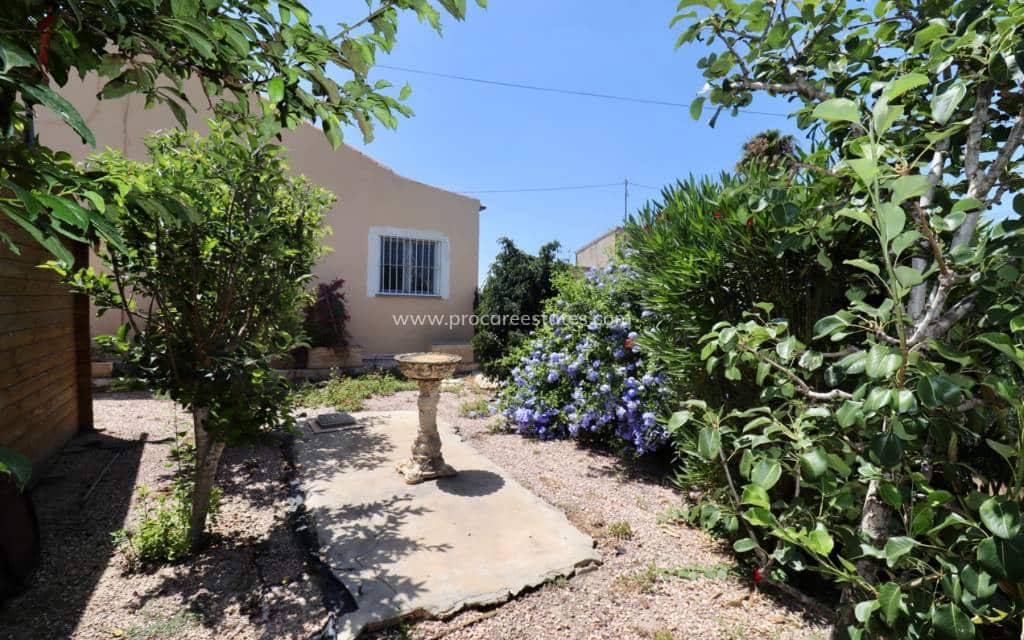 4 soveværelse Finca/Landehus til salg i Heredades med swimmingpool - € 299.950 (Ref: 8371657)