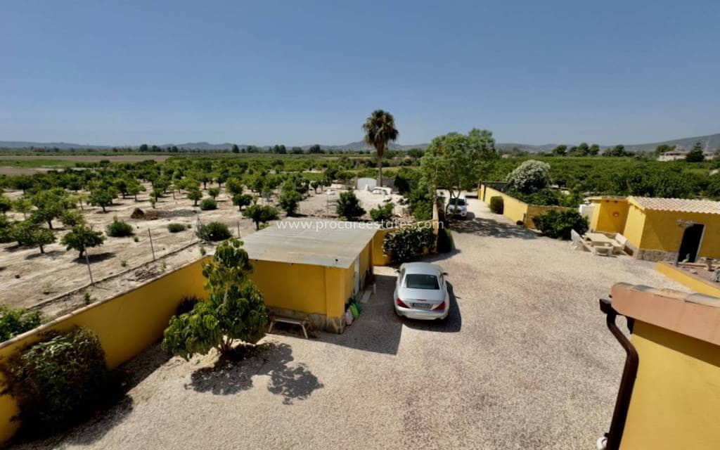 3 soveværelse Finca/Landehus til salg i Orihuela med swimmingpool - € 430.000 (Ref: 8426856)