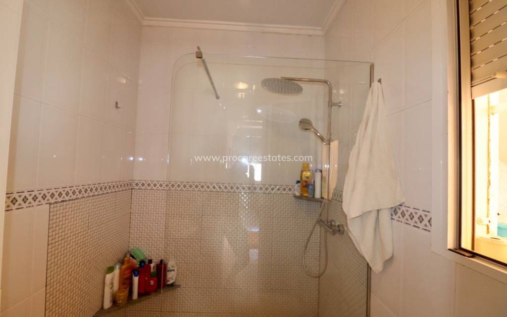 3 bedroom Villa for sale in Ciudad Quesada with pool - € 285,000 (Ref: 8581077)