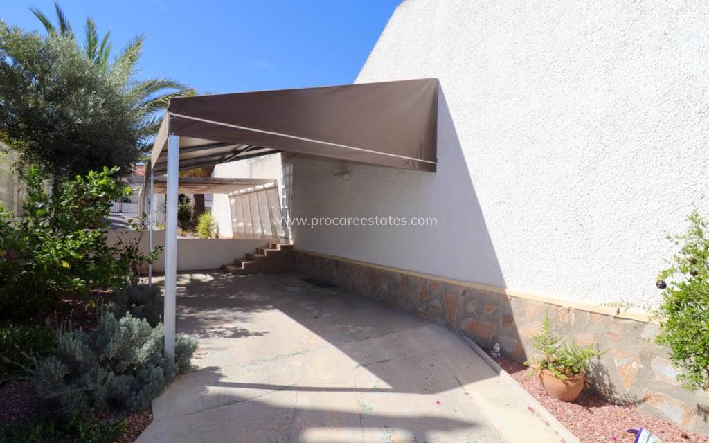 3 bedroom Villa for sale in Ciudad Quesada with pool - € 285,000 (Ref: 8581077)