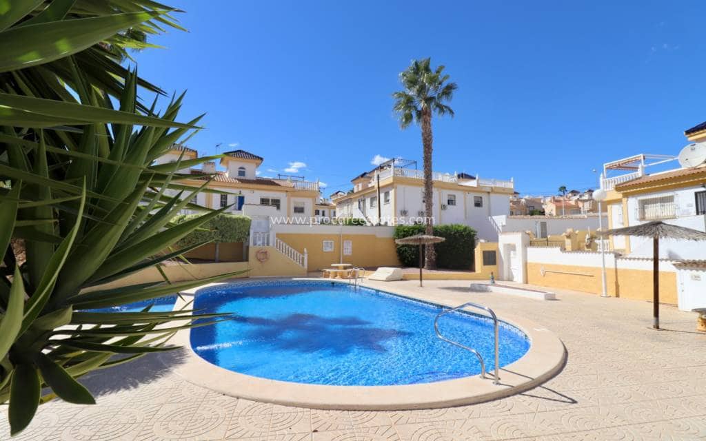 3 bedroom Villa for sale in Ciudad Quesada with pool - € 285,000 (Ref: 8581077)