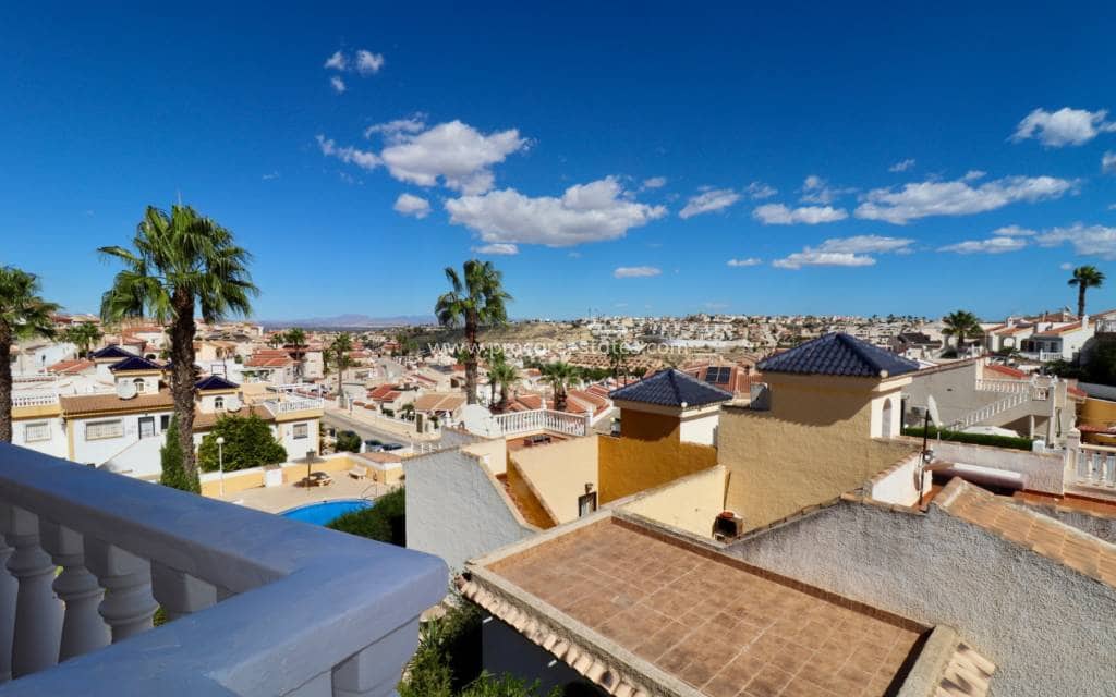 3 bedroom Villa for sale in Ciudad Quesada with pool - € 285,000 (Ref: 8581077)