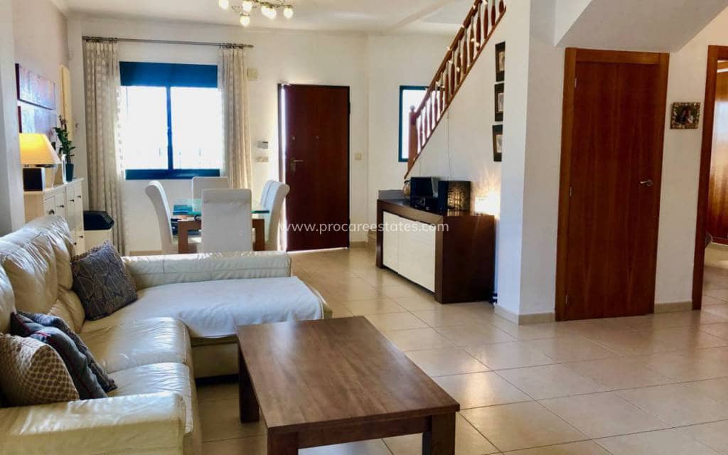 4 bedroom Villa for sale in Ciudad Quesada with pool - € 520,000 (Ref: 8736598)