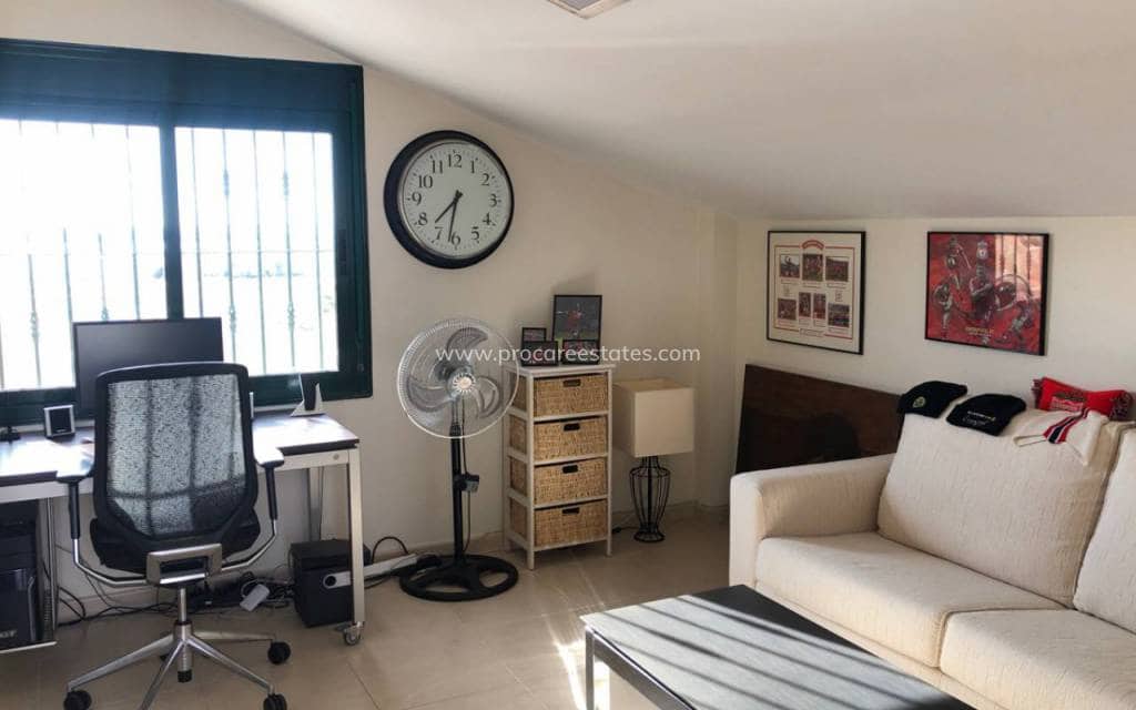 4 bedroom Villa for sale in Ciudad Quesada with pool - € 520,000 (Ref: 8736598)