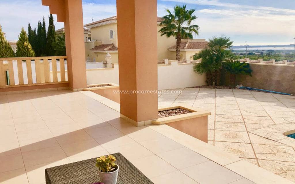 4 bedroom Villa for sale in Ciudad Quesada with pool - € 520,000 (Ref: 8736598)