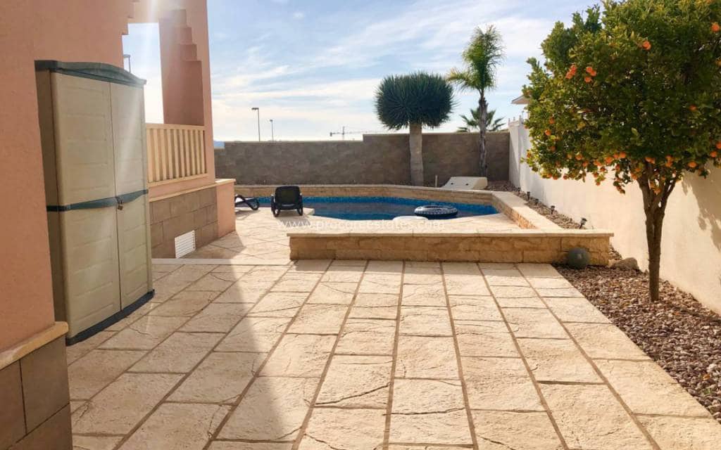 4 bedroom Villa for sale in Ciudad Quesada with pool - € 520,000 (Ref: 8736598)