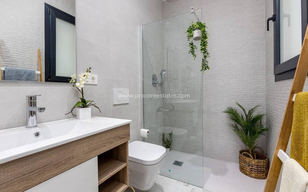 Apartamento de 2 habitaciones en Ciudad Quesada en venta con piscina - 279.000 € (Ref: 8742337)