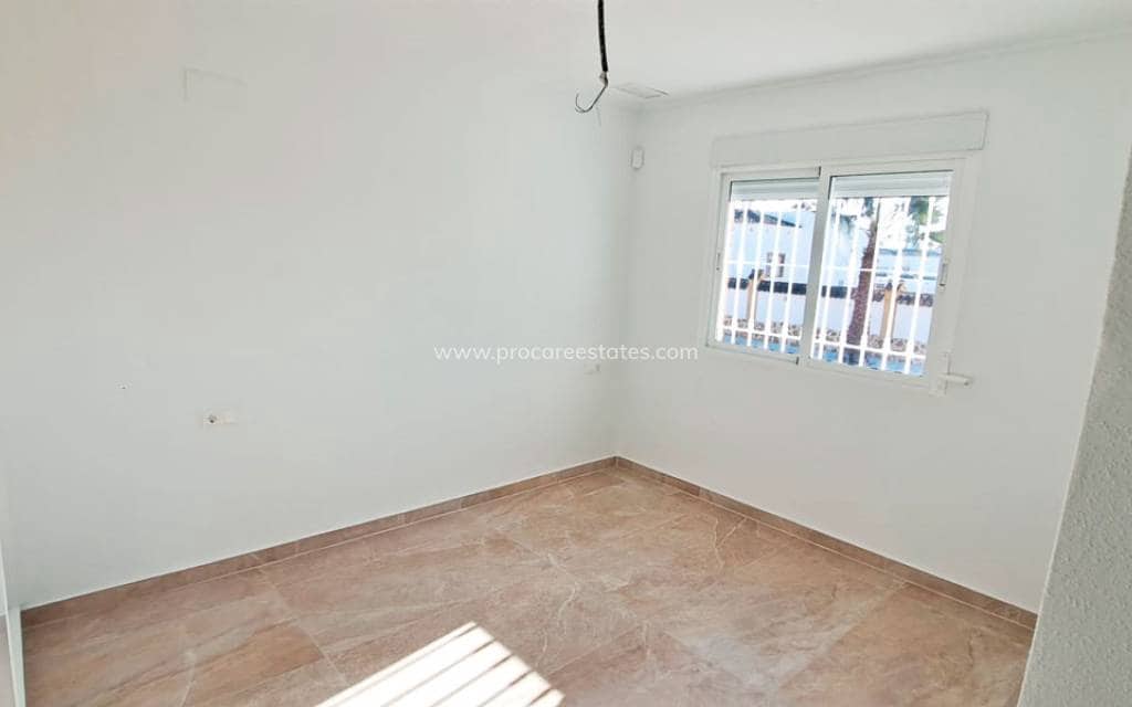 3 sovrum Finca/Hus på landet till salu i Catral - 365 000 € (Ref: 8754530)