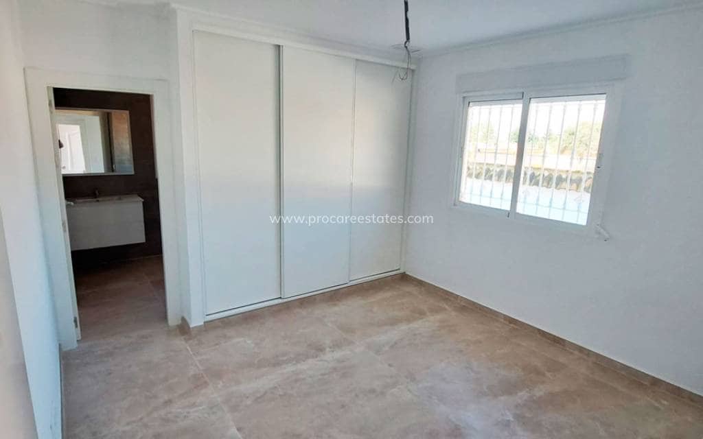 3 sovrum Finca/Hus på landet till salu i Catral - 365 000 € (Ref: 8754530)