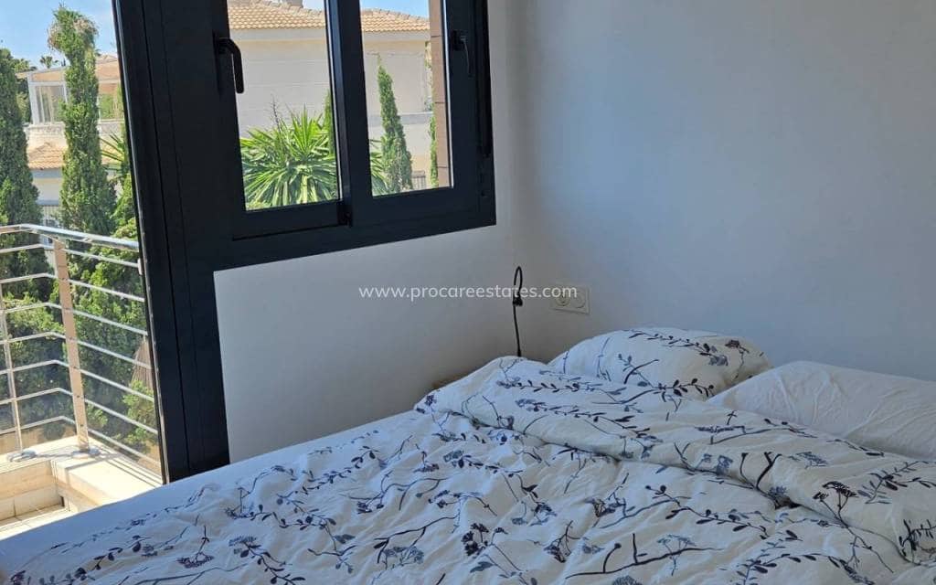 3 bedroom Villa for sale in Ciudad Quesada with pool - € 339,000 (Ref: 8782097)