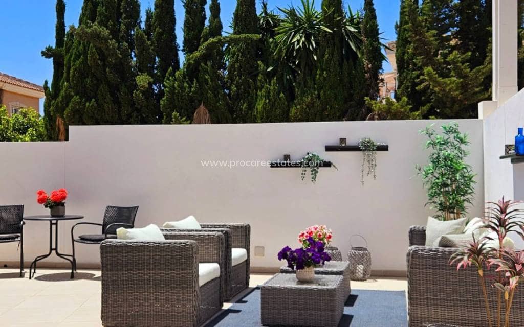 3 bedroom Villa for sale in Ciudad Quesada with pool - € 339,000 (Ref: 8782097)