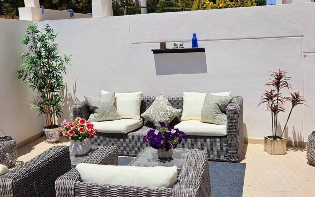 3 bedroom Villa for sale in Ciudad Quesada with pool - € 339,000 (Ref: 8782097)