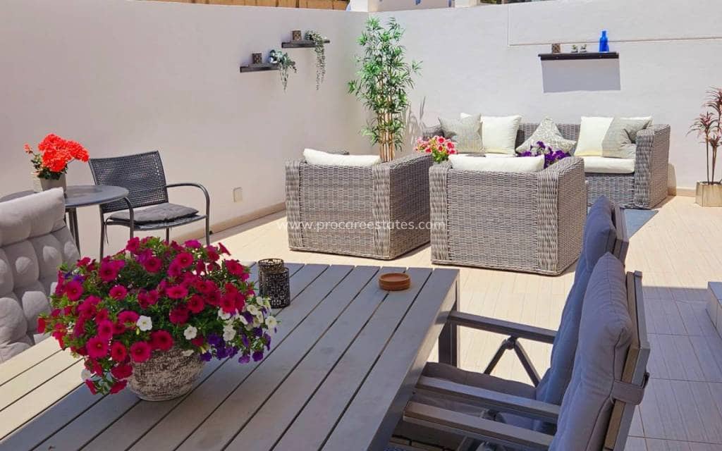 3 bedroom Villa for sale in Ciudad Quesada with pool - € 339,000 (Ref: 8782097)