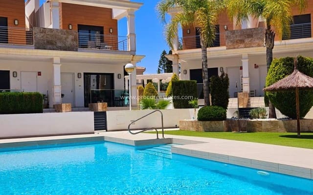 3 makuuhuone Huvila myytävänä paikassa Ciudad Quesada, Rojales mukana uima-altaan - 339 000 € (Ref: 8782097)