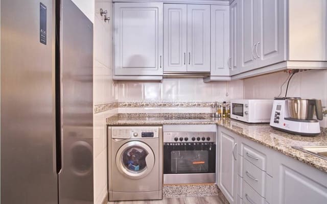 3 Zimmer Villa zu verkaufen in Los Montesinos mit Pool - 260.000 € (Ref: 8885434)