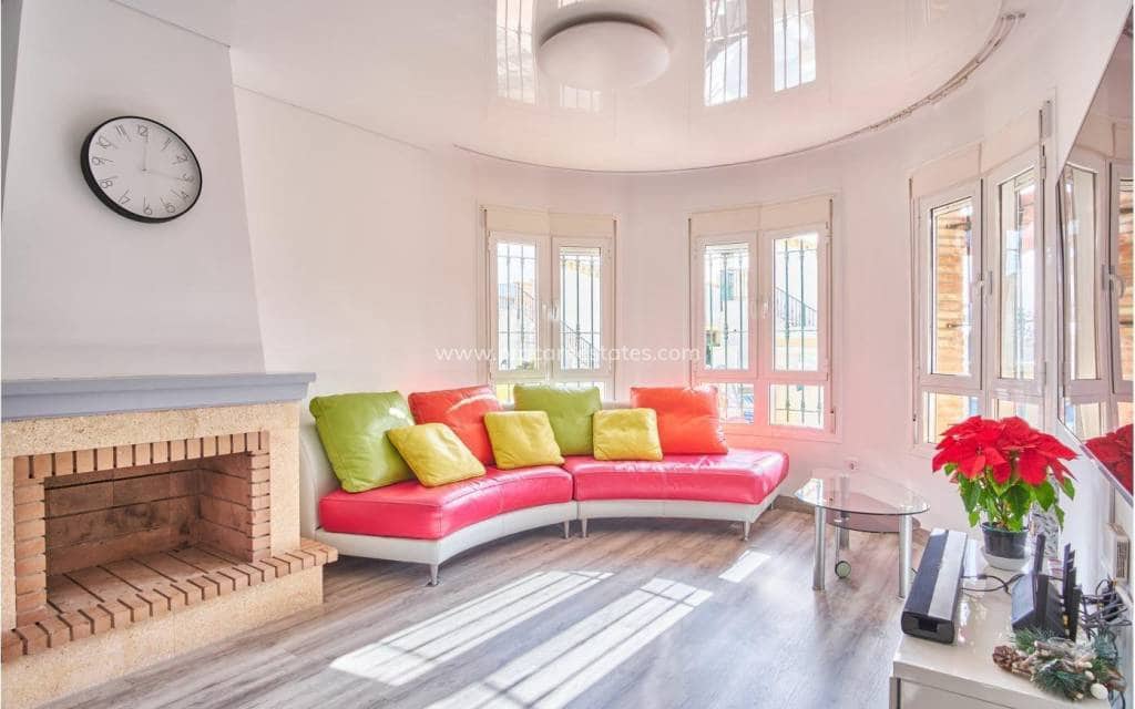 3 Zimmer Villa zu verkaufen in Los Montesinos mit Pool - 260.000 € (Ref: 8885434)