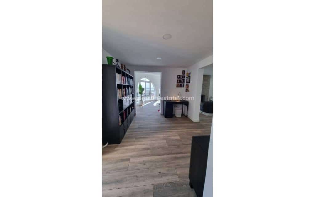 5 bedroom Villa for sale in Ciudad Quesada with pool - € 695,000 (Ref: 8885436)