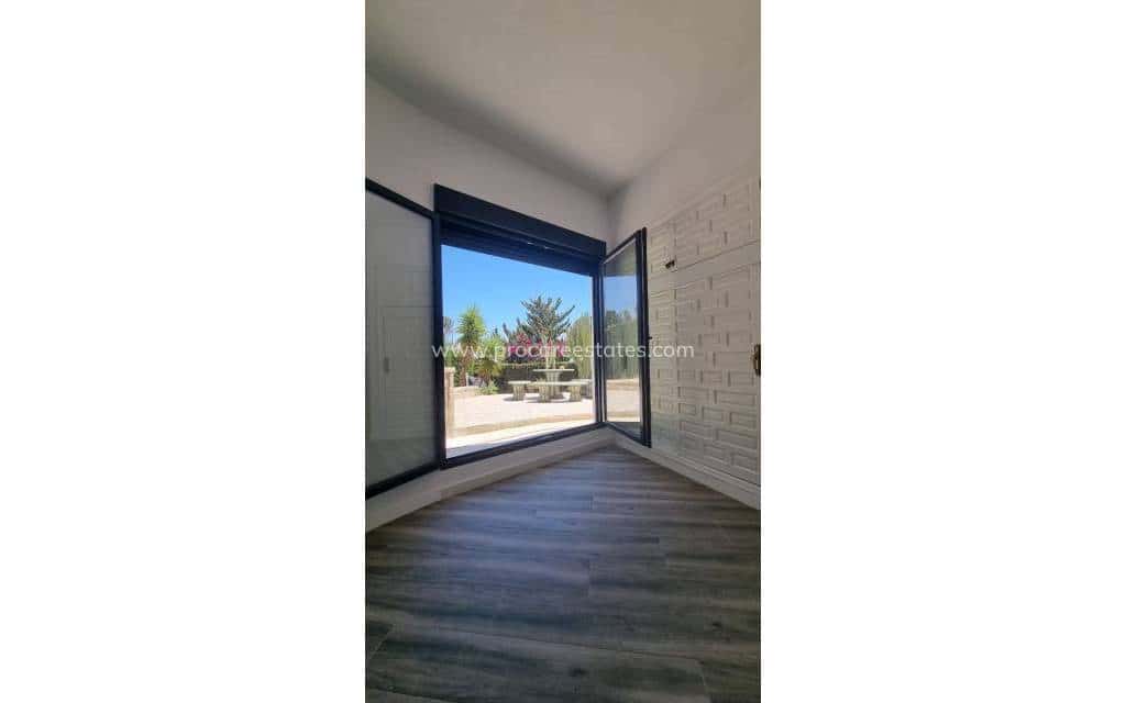 5 bedroom Villa for sale in Ciudad Quesada with pool - € 695,000 (Ref: 8885436)