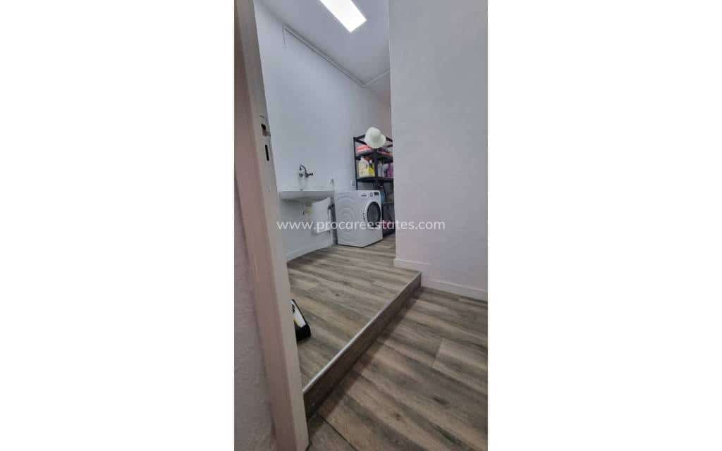 5 bedroom Villa for sale in Ciudad Quesada with pool - € 695,000 (Ref: 8885436)