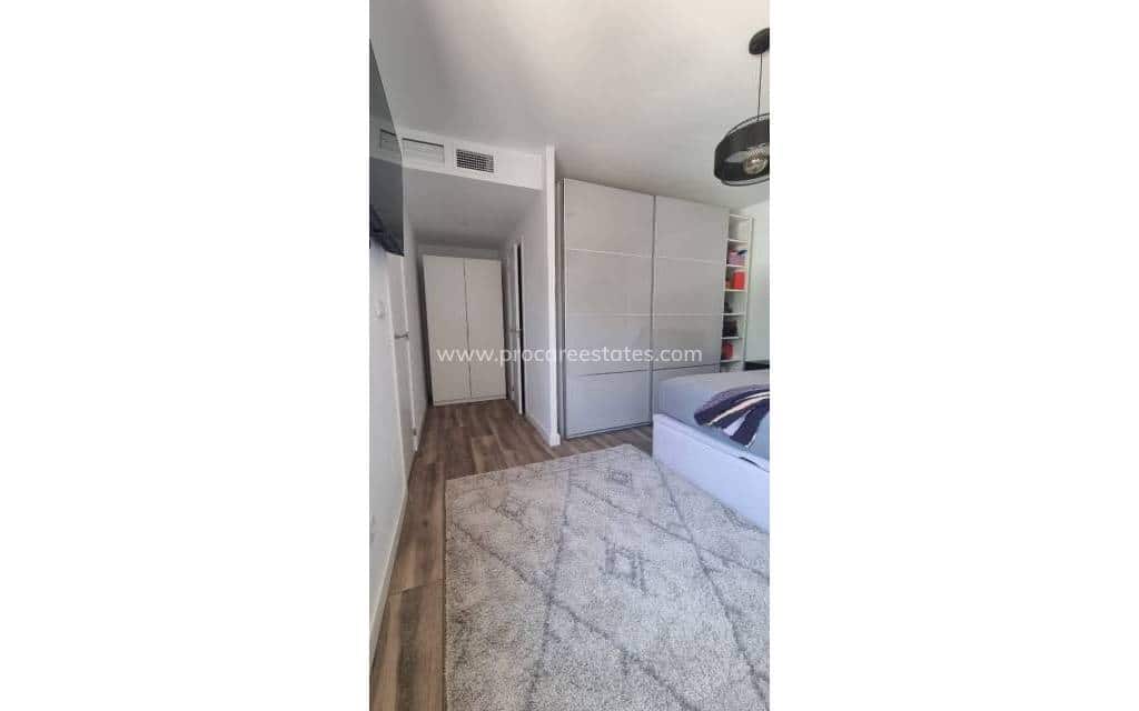 5 bedroom Villa for sale in Ciudad Quesada with pool - € 695,000 (Ref: 8885436)