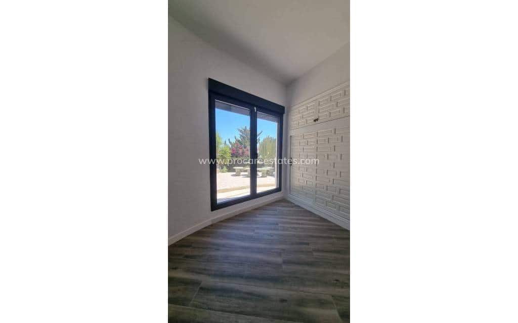 5 bedroom Villa for sale in Ciudad Quesada with pool - € 695,000 (Ref: 8885436)