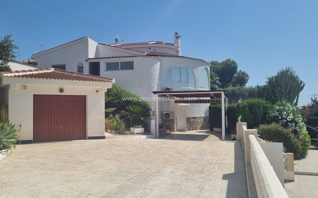 5 bedroom Villa for sale in Ciudad Quesada with pool - € 695,000 (Ref: 8885436)