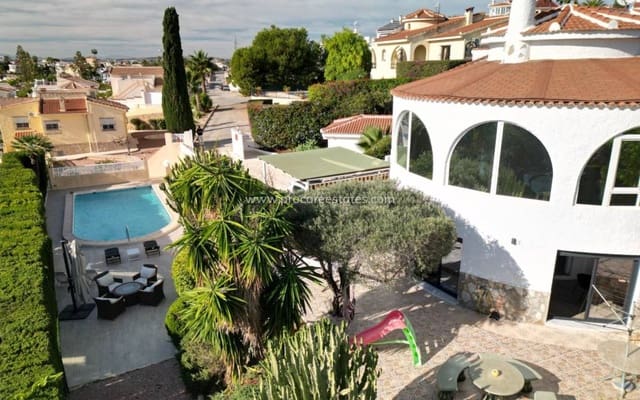 5 chambre Villa/Maison à vendre à Ciudad Quesada, Rojales avec piscine - 695 000 € (Ref: 8885436)