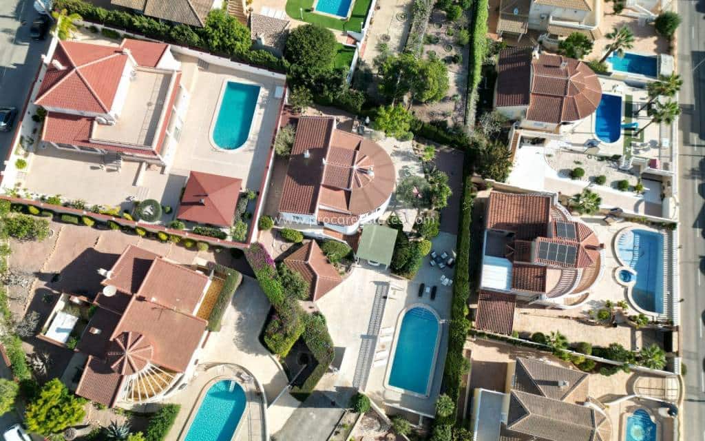 5 bedroom Villa for sale in Ciudad Quesada with pool - € 695,000 (Ref: 8885436)