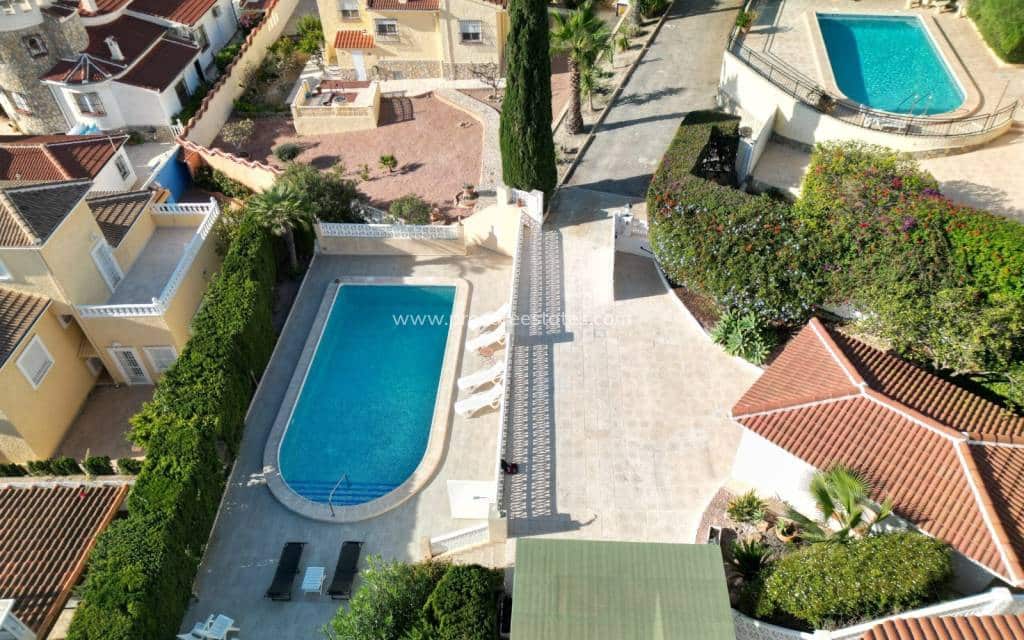 5 bedroom Villa for sale in Ciudad Quesada with pool - € 695,000 (Ref: 8885436)