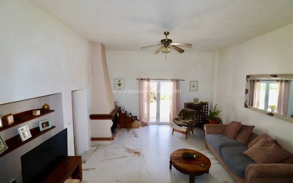 3 soverom Finca/Herregård til salgs i Dolores med svømmebasseng - € 335 000 (Ref: 8891671)